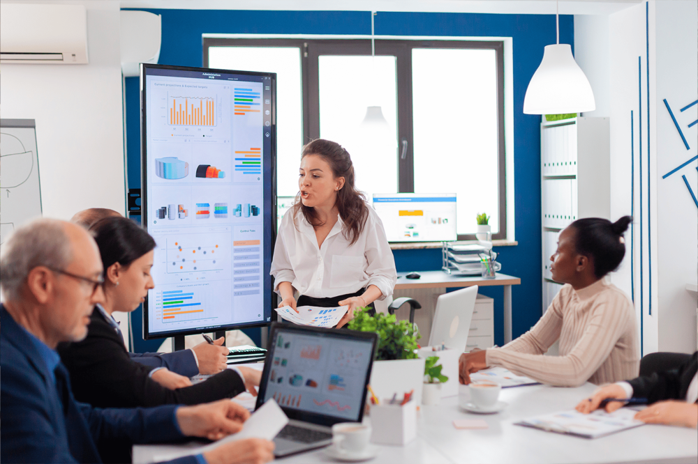 Dirigeant de PME : 5 conseils clés pour piloter votre entreprise de la création à la cession Dirigeant de PME : 5 conseils clés pour piloter votre entreprise de la création à la cession